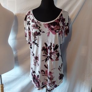 Simply Vera top